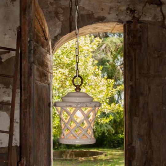 mediteransky rustikalny prelamovane tienidlo diera lampa privesne stropne lampa vintage country biela rustikalna vintage keramika mosadz renovacia terasa stylove imas lameridiana stodola.jpg